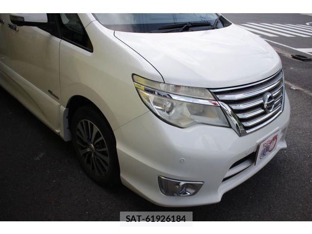 Nissan SERENA 2014-02 8563515-5