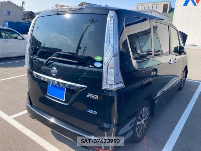 Nissan SERENA 2015-06 8563520-2