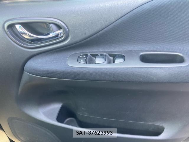 Nissan SERENA 2015-06 8563520-8
