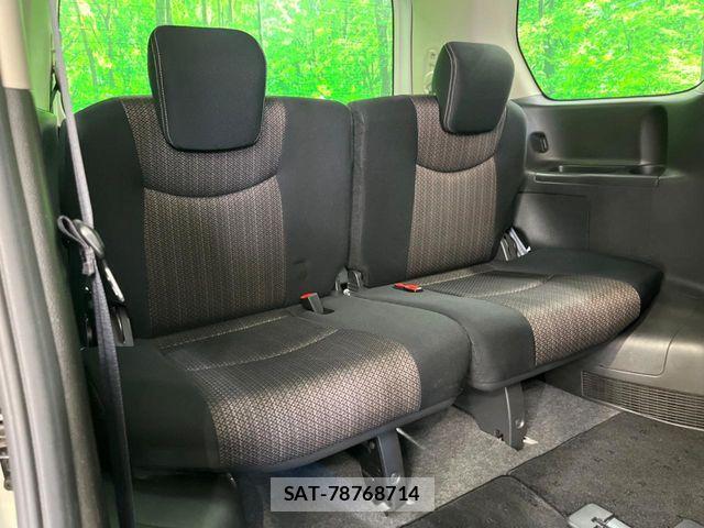 Nissan SERENA 2015-10 8563517-11