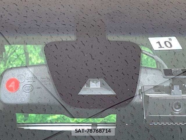 Nissan SERENA 2015-10 8563517-6