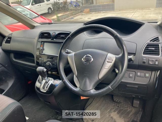 Nissan SERENA 2014-07 8563522-11
