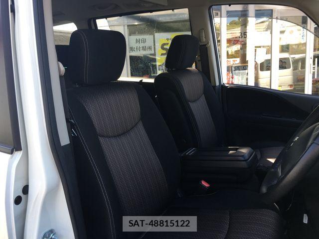 Nissan SERENA 2014-02 8563516-15