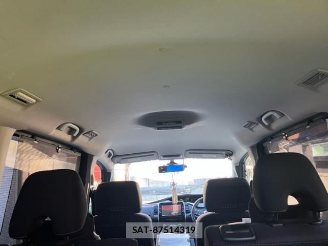 Nissan SERENA 2016-10 8563518-13