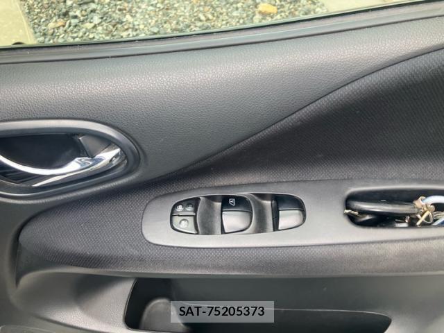 Nissan SERENA 2013-08 8563523-12