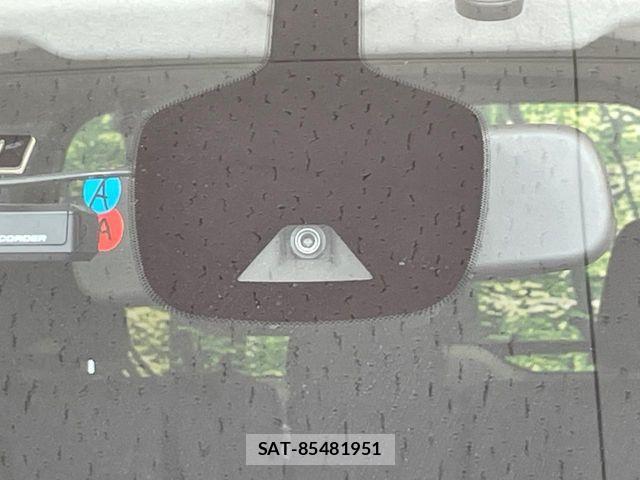 Nissan SERENA 2017-12 8563509-4