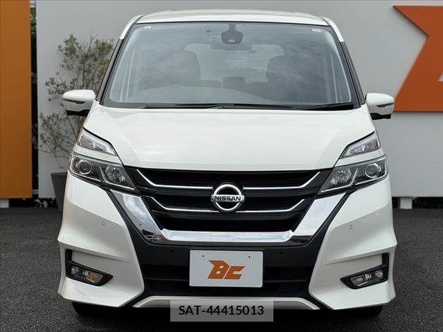 Nissan SERENA 2017-09 8563510-8