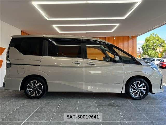 Nissan SERENA 2019-09 8563507-11