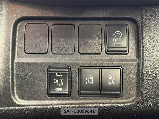 Nissan SERENA 2019-09 8563507-6