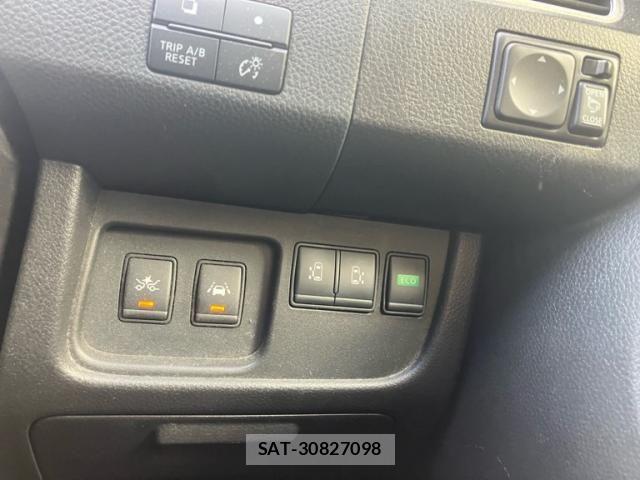 Nissan SERENA 2014-12 8563521-10