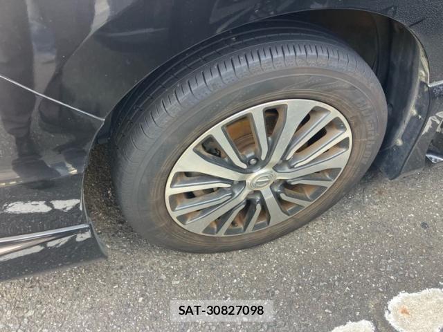 Nissan SERENA 2014-12 8563521-1