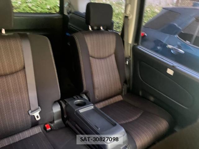 Nissan SERENA 2014-12 8563521-6