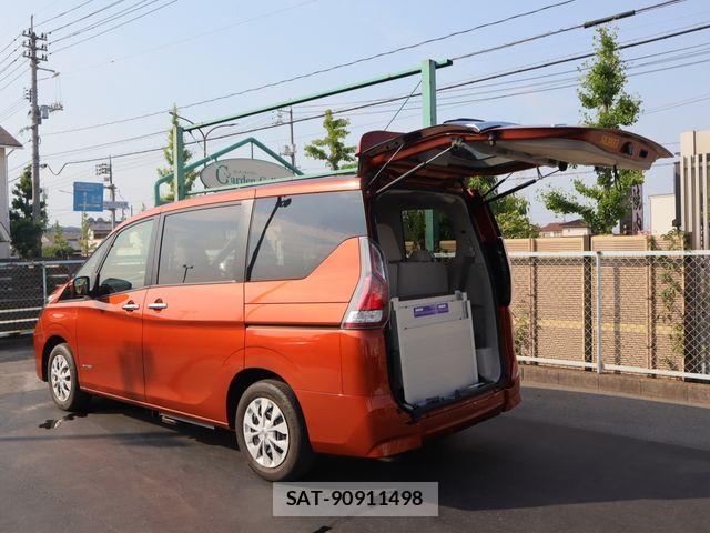 Nissan SERENA 2019-09 8628818-14