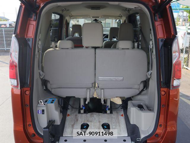 Nissan SERENA 2019-09 8628818-3