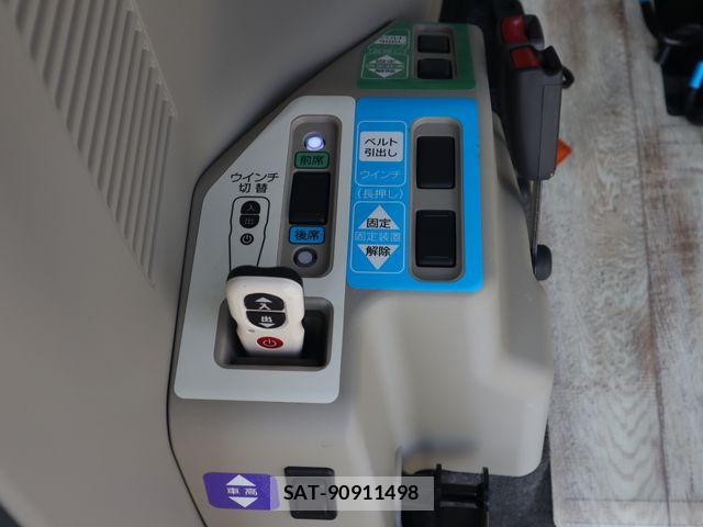Nissan SERENA 2019-09 8628818-6