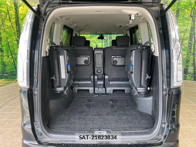 Nissan SERENA 2015-11 8628836-10