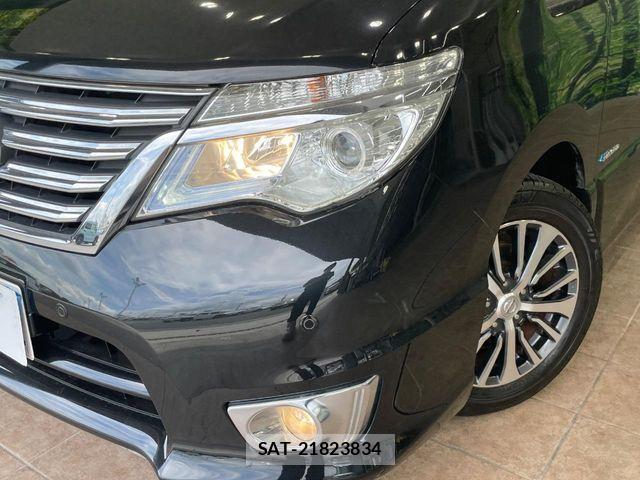 Nissan SERENA 2015-11 8628836-12