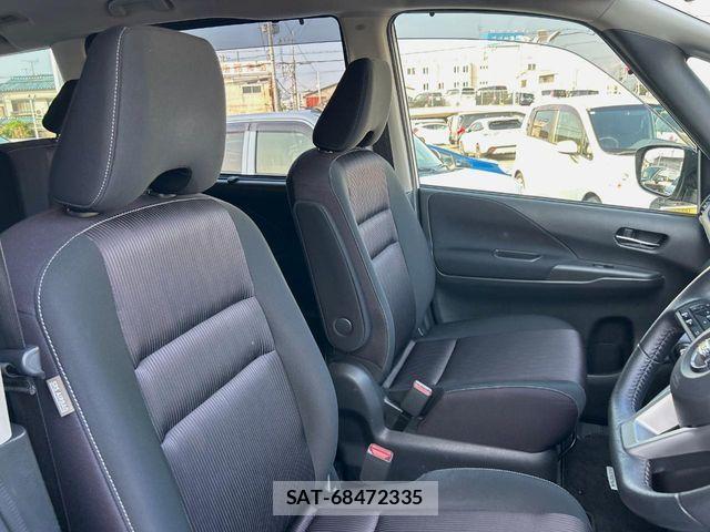 Nissan SERENA 2018-01 8628834-10