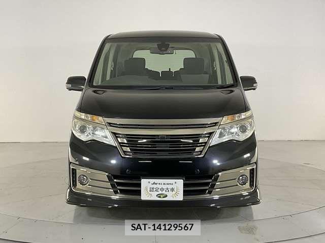 Nissan SERENA 2014-09 8628838-1