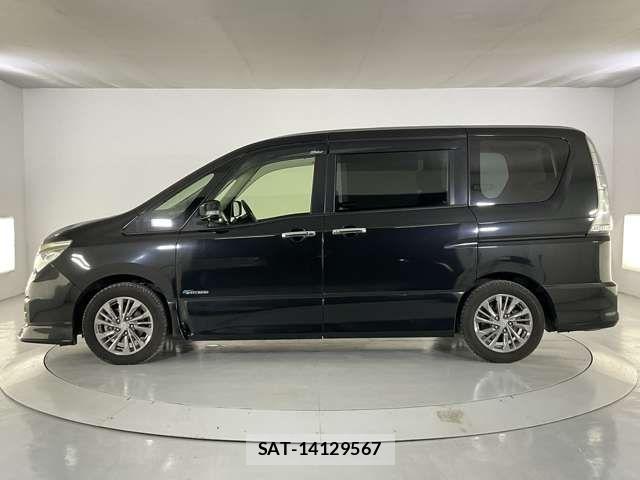 Nissan SERENA 2014-09 8628838-2