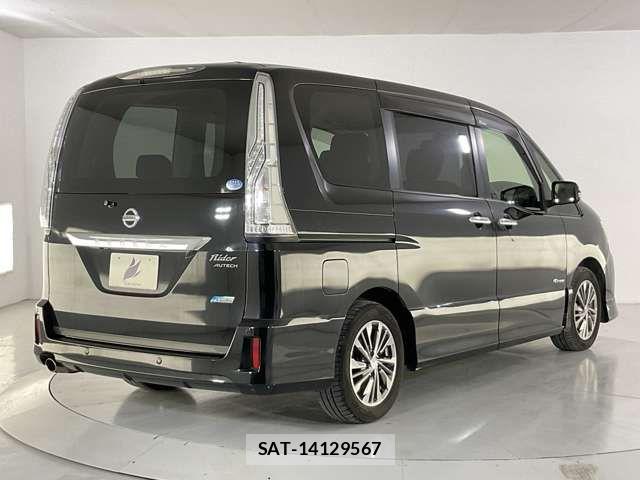 Nissan SERENA 2014-09 8628838-5