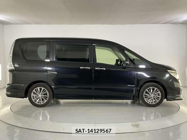 Nissan SERENA 2014-09 8628838-6