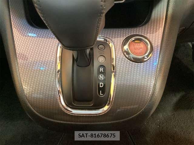 Nissan SERENA 2016-05 8628830-13