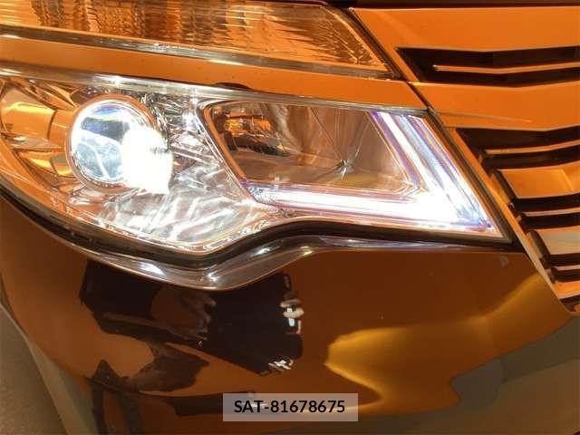 Nissan SERENA 2016-05 8628830-14