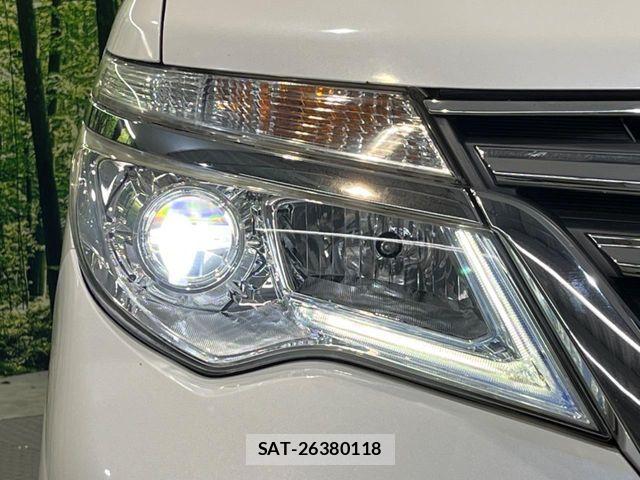 Nissan SERENA 2014-08 8628839-11