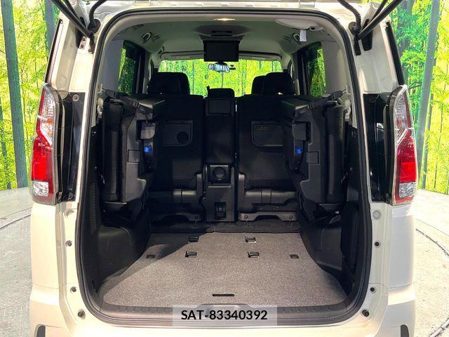 Nissan SERENA 2017-11 8628826-10