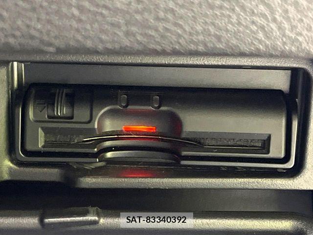 Nissan SERENA 2017-11 8628826-6