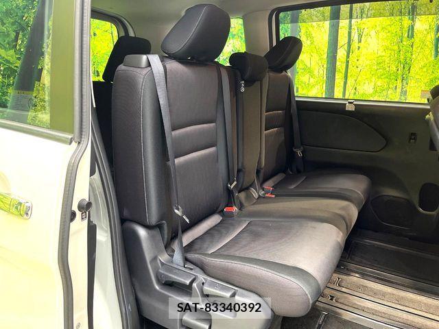 Nissan SERENA 2017-11 8628826-8