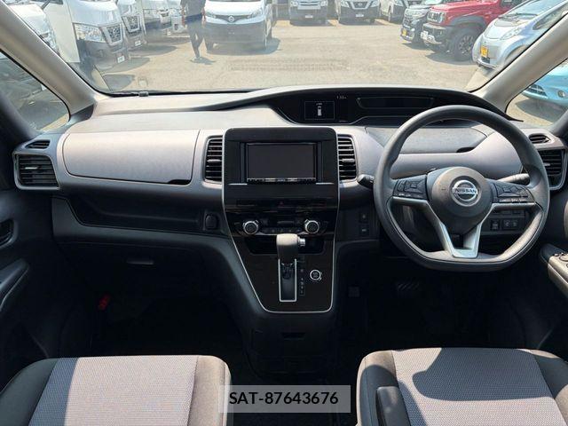 Nissan SERENA 2022-07 8628823-1