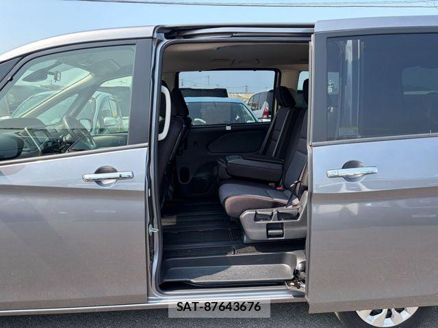 Nissan SERENA 2022-07 8628823-20