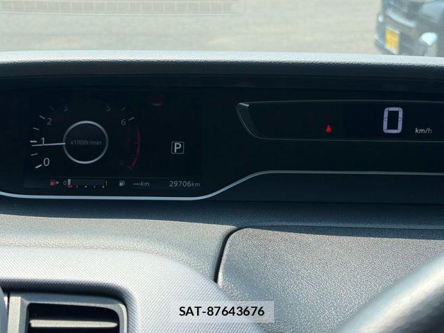 Nissan SERENA 2022-07 8628823-5