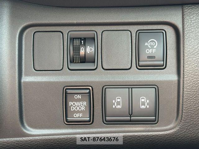 Nissan SERENA 2022-07 8628823-7