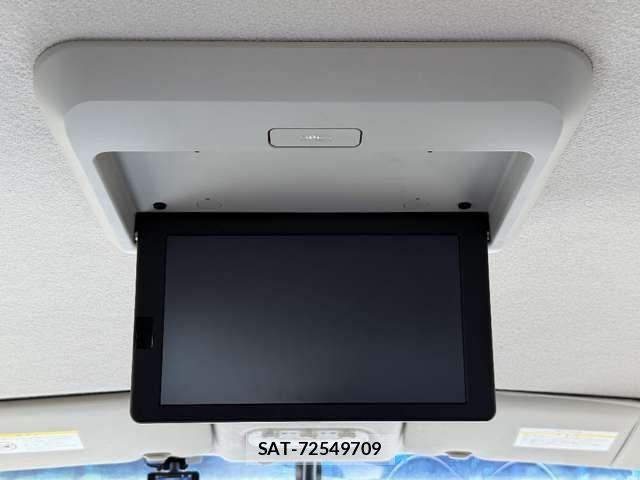 Nissan SERENA 2014-02 8628832-18