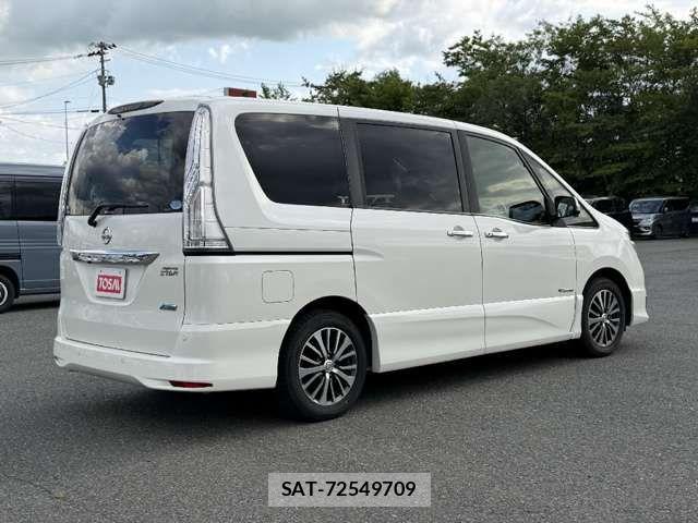 Nissan SERENA 2014-02 8628832-4