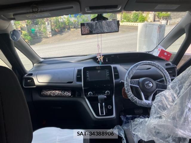 Nissan SERENA 2018-03 8628842-11