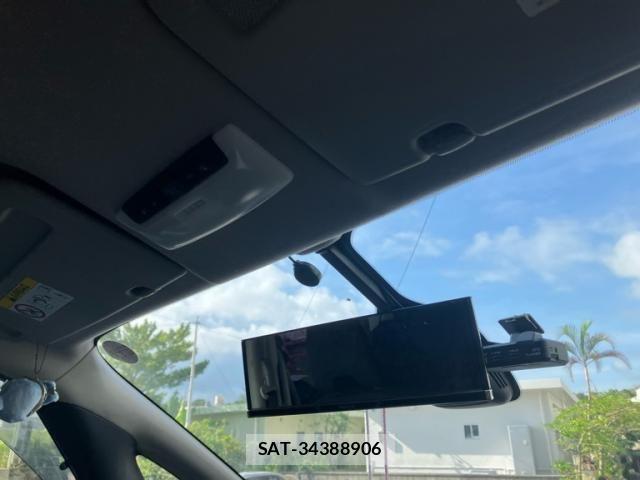 Nissan SERENA 2018-03 8628842-18