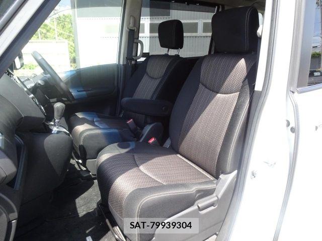 Nissan SERENA 2014-02 8628841-10