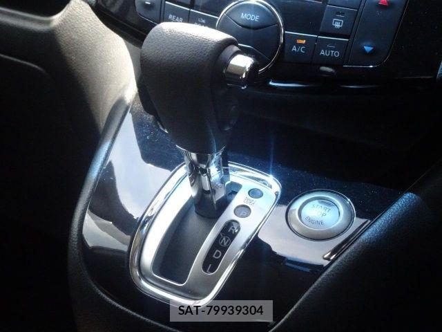 Nissan SERENA 2014-02 8628841-20