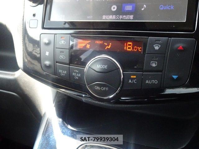 Nissan SERENA 2014-02 8628841-21