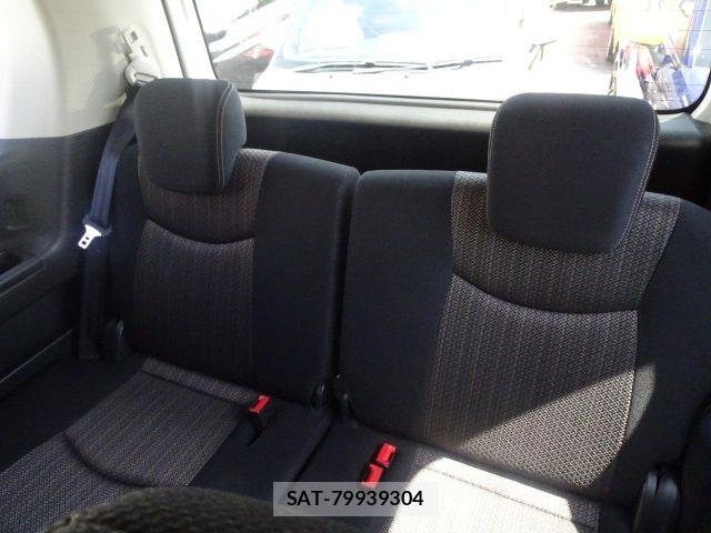 Nissan SERENA 2014-02 8628841-26
