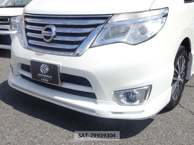 Nissan SERENA 2014-02 8628841-28