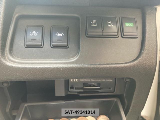 Nissan SERENA 2014-09 8661501-15