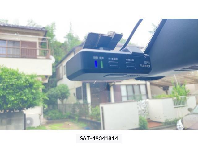 Nissan SERENA 2014-09 8661501-23