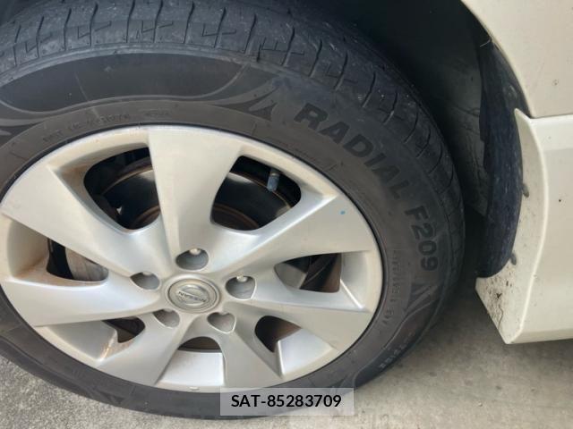 Nissan SERENA 2013-08 8661510-10