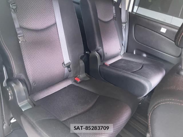 Nissan SERENA 2013-08 8661510-13