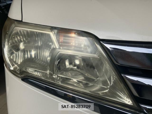 Nissan SERENA 2013-08 8661510-4